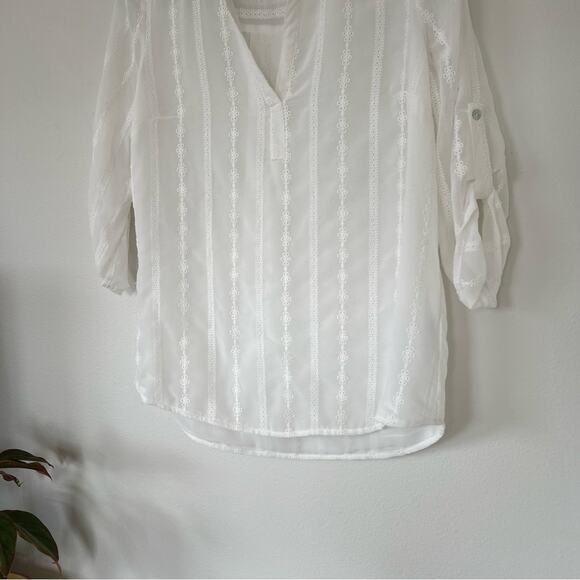 Anthropologie Maeve White Embroidered Top - Picture 3 of 7